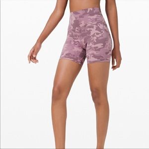 Lululemon Align HR Short 6”